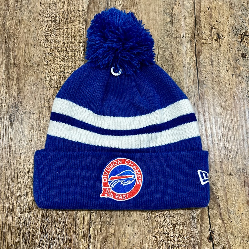 NWT New Era Buffalo Bills Beanie Cap;‎ AFC East Division Champs; Cuff; Knit; Pom